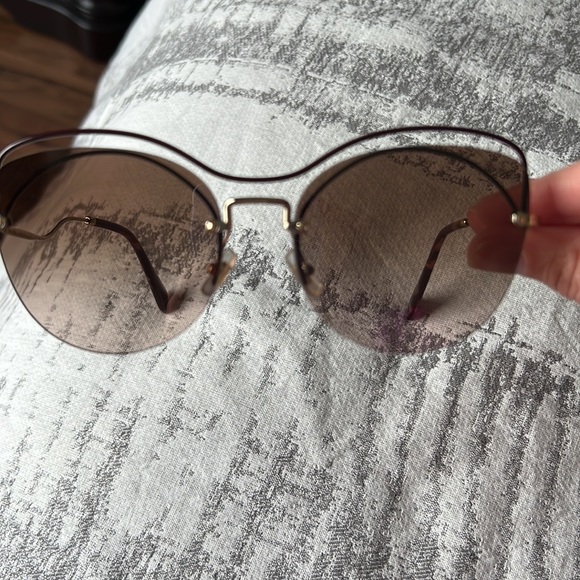 Sunglasses - Picture 6 of 6